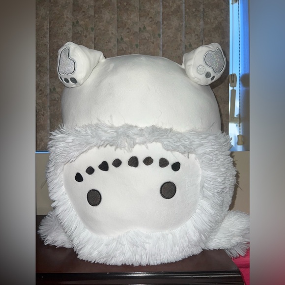 16” Snowman Benny Bigfoot Select Series Squishmallow 🖤 SOLD OUT IN STORES!! - Picture 3 of 7